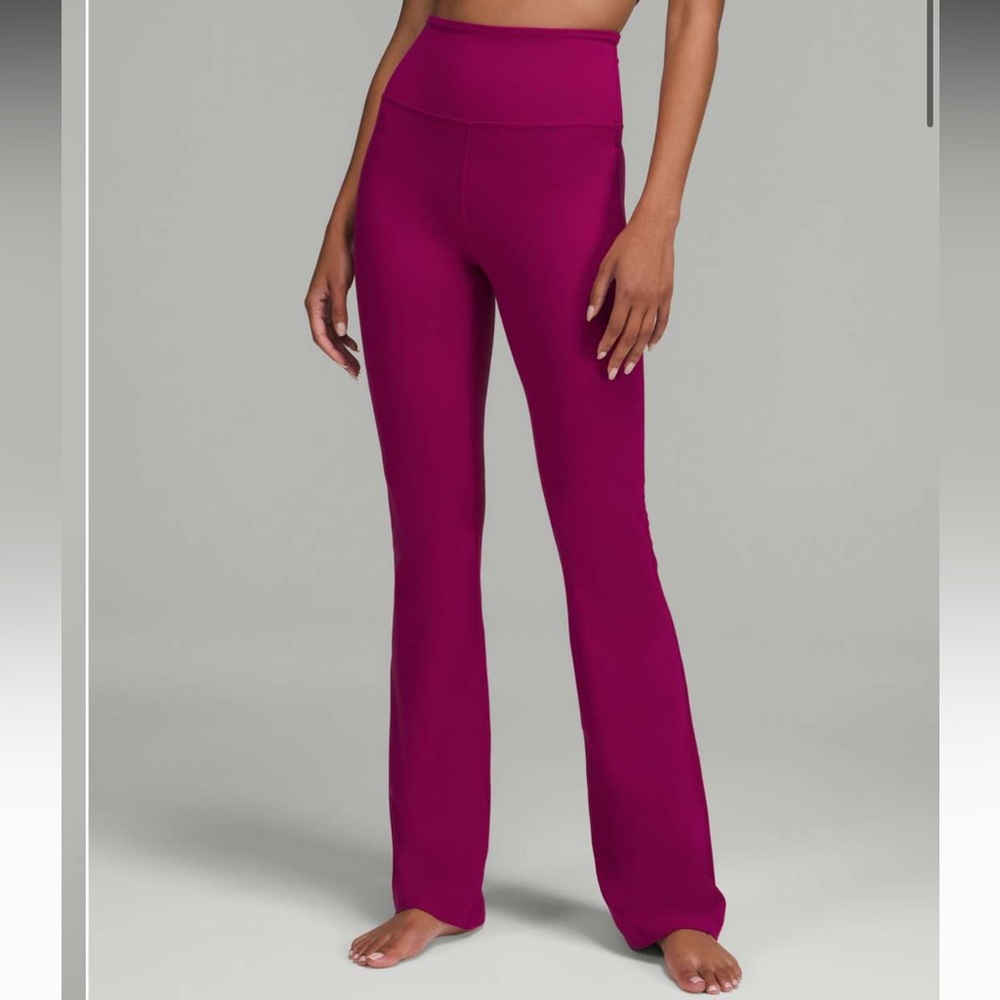 2022 Lululemon Groove Super-High-Rise Flared Pant Nulu Magenta Purple Size 12